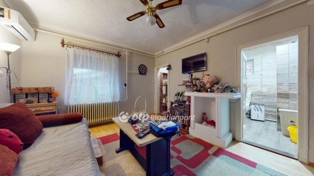 Eladó családi ház, Szikszón 43 M Ft, 3+1 szobás