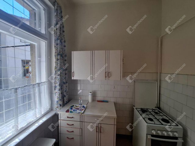 Eladó téglalakás, Budapesten, VIII. kerületben 52 M Ft, 1 szobás