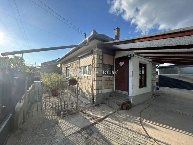 Eladó családi ház, Albertirsán 55 M Ft, 2 szobás