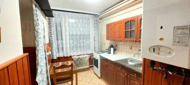 Eladó téglalakás, Csornán 42.9 M Ft, 3 szobás