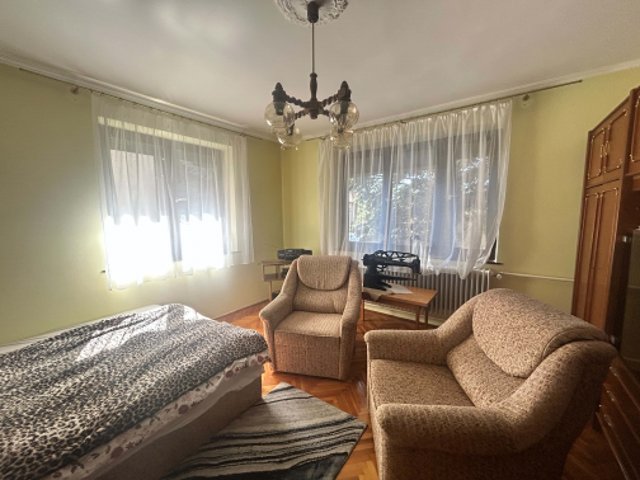 Eladó családi ház, Csornán 74 M Ft, 3 szobás