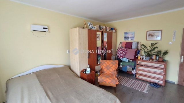 Eladó családi ház, Várkeszőn 27.9 M Ft, 3 szobás