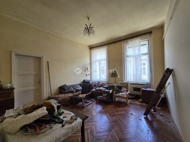 Eladó téglalakás, Budapesten, VII. kerületben 75.9 M Ft