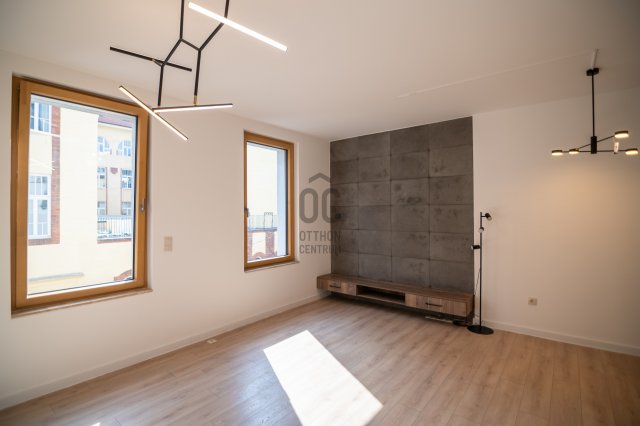 Eladó téglalakás, Budapesten, III. kerületben 109.9 M Ft
