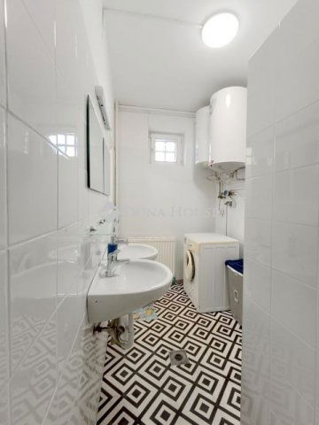 Kiadó családi ház, albérlet, Kecskeméten 2200 E Ft / hó