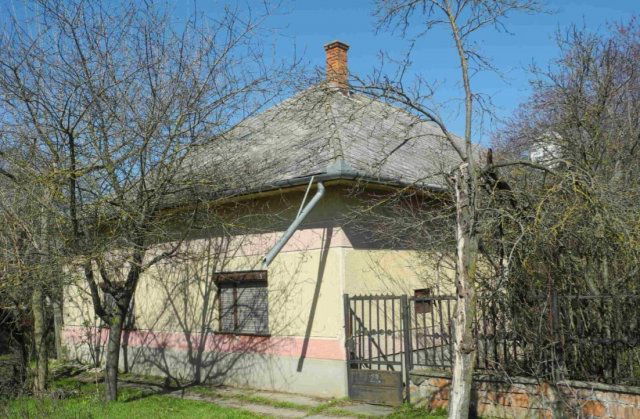 Eladó családi ház, Kunszentmártonban, Zöldmező utcában