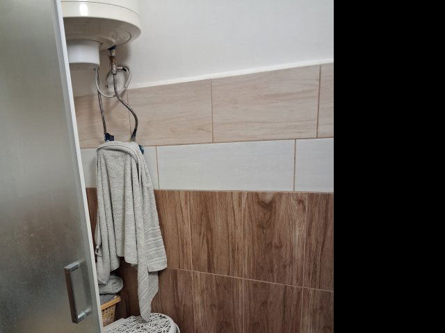 Eladó téglalakás, Komlón 24.8 M Ft, 3+1 szobás