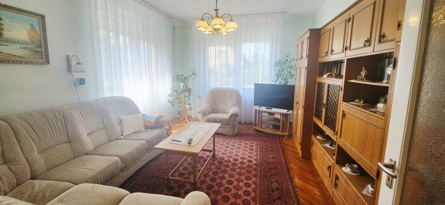 Eladó ikerház, Dunakeszin 116 M Ft, 2 szobás