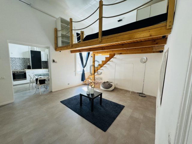 Eladó téglalakás, Budapesten, VI. kerületben 78.9 M Ft, 2 szobás