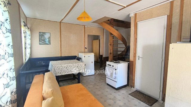 Eladó nyaraló, Csongrádon 20 M Ft, 1+3 szobás