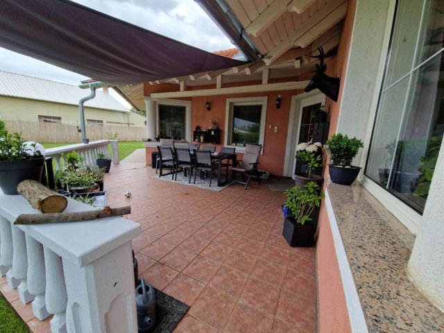 Eladó családi ház, Öreglakon 91.173 M Ft, 2+2 szobás