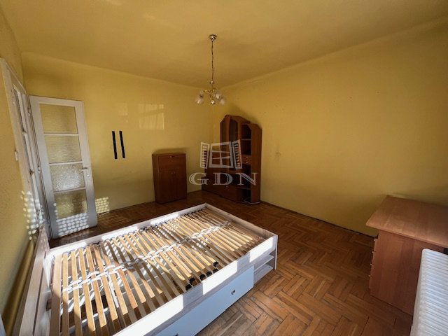 Eladó téglalakás, Budapesten, XIV. kerületben 99.99 M Ft