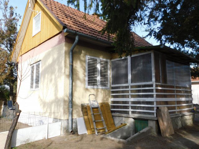 Eladó nyaraló, Tápiószentmártonon 17.5 M Ft, 2 szobás