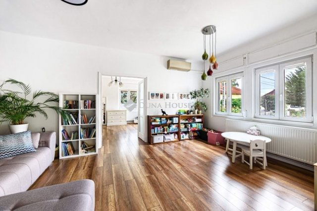 Eladó családi ház, Biatorbágyon 114.8 M Ft, 3 szobás