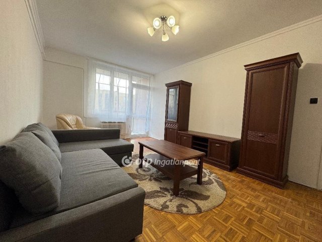 Kiadó téglalakás, albérlet, Debrecenben 180 E Ft / hó, 2 szobás