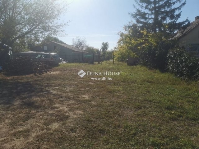 Eladó családi ház, Fóton 74.6 M Ft, 4 szobás