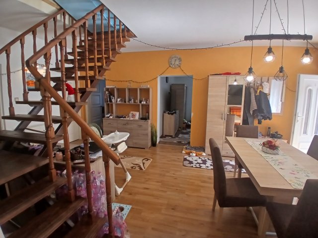 Eladó családi ház, Vajszlón 43 M Ft, 4 szobás