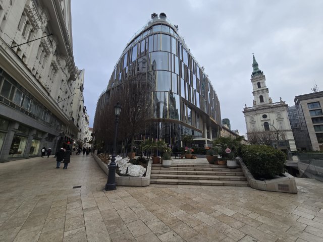 Eladó téglalakás, Budapesten, V. kerületben, Fehér Hajó utcában