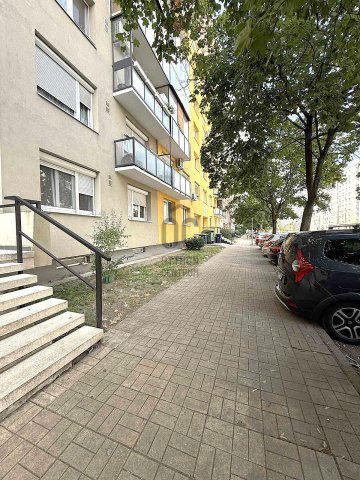 Eladó panellakás, Budapesten, XV. kerületben 59.5 M Ft, 2 szobás