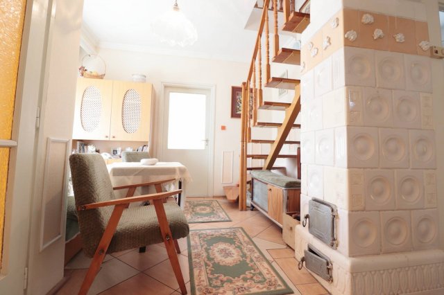 Eladó családi ház, Orosházán 36.9 M Ft, 4 szobás