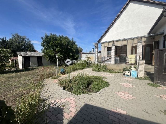 Eladó családi ház, Albertirsán 95.9 M Ft, 4 szobás