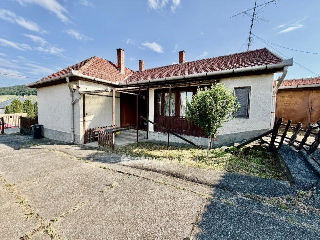 Eladó családi ház, Bátonyterenyén 17.5 M Ft, 3 szobás