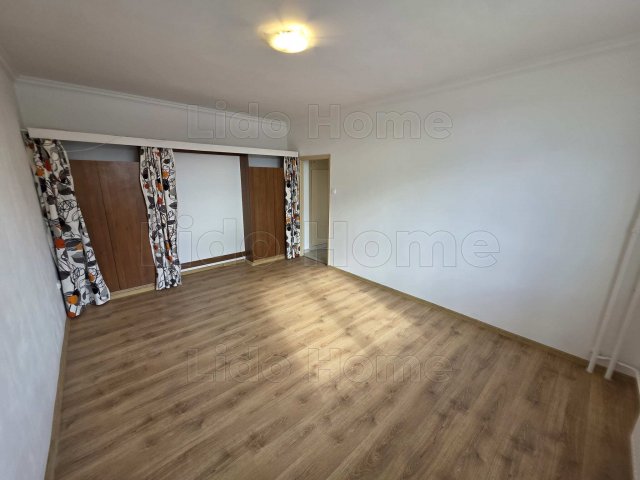 Kiadó téglalakás, albérlet, Székesfehérvárott 170 E Ft / hó