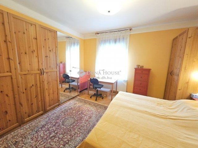 Eladó családi ház, Budapesten, XXI. kerületben 99 M Ft, 4 szobás