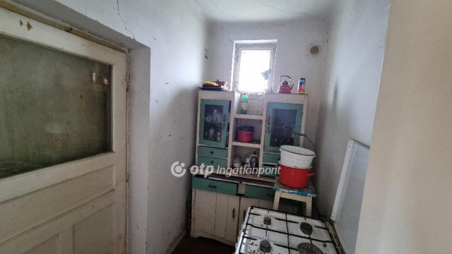 Eladó családi ház, Pilisen 47 M Ft, 3 szobás