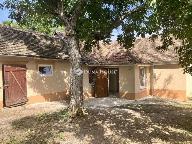 Eladó családi ház, Bodán 34.9 M Ft, 2 szobás