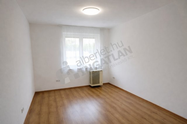 Kiadó téglalakás, albérlet, X. kerületben, Maglódi úton