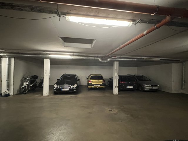 Kiadó garázs, Budapesten, XIV. kerületben, Róna utcában