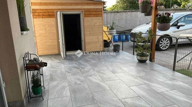 Eladó sorház, Budapesten, XVI. kerületben 129.9 M Ft, 2 szobás