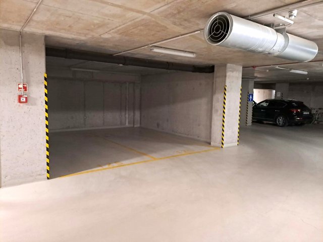 Eladó garázs, Budapesten, XIII. kerületben 7.7 M Ft