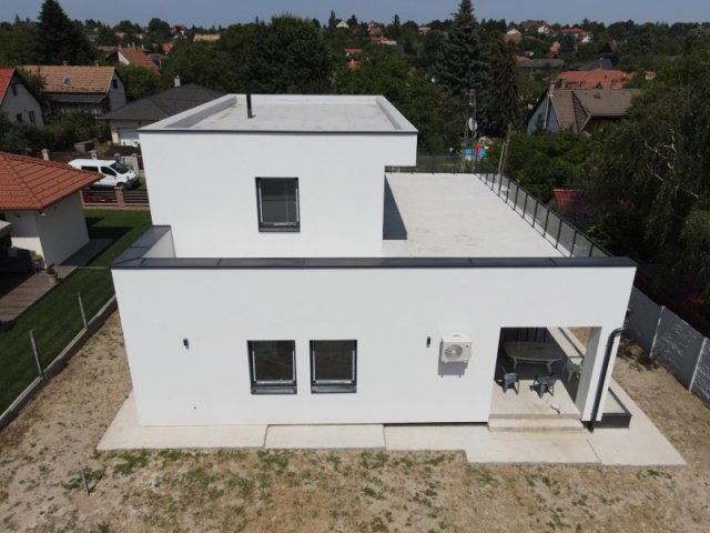 Eladó családi ház, Érden 139.9 M Ft, 5 szobás