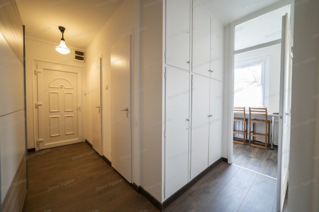 Eladó panellakás, Kecskeméten 56.8 M Ft, 2 szobás