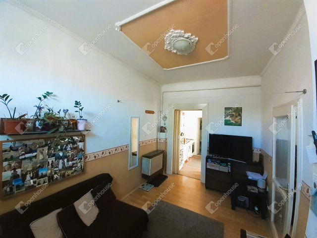 Eladó családi ház, Debrecenben 37 M Ft, 2 szobás