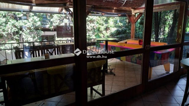 Eladó üzlethelyiség, Vácon 258 M Ft / költözzbe.hu