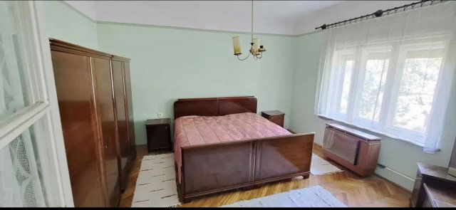 Eladó családi ház, Baján 42.8 M Ft, 5 szobás