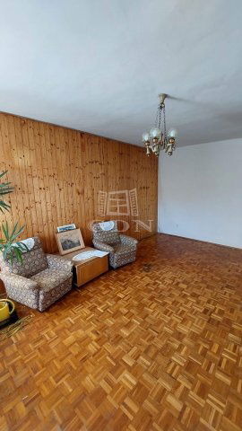 Eladó téglalakás, Veszprémben 79.8 M Ft, 3 szobás