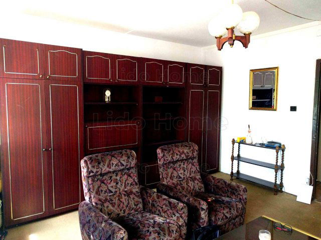 Eladó panellakás, Tapolcán 32 M Ft, 1+1 szobás