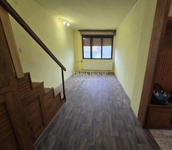 Eladó ikerház, Enyingen 25 M Ft, 5 szobás / költözzbe.hu