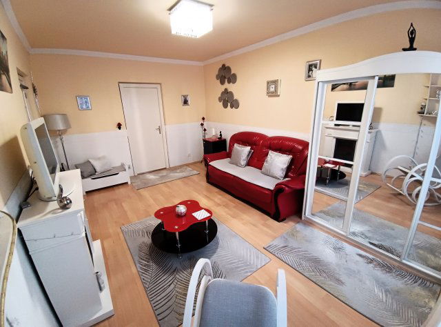 Eladó panellakás, Debrecenben 64.5 M Ft, 2+1 szobás