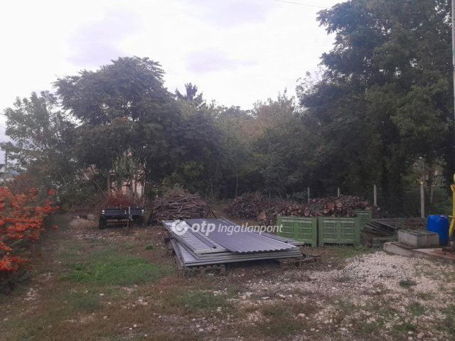 Eladó telek, Zsámbékon 45 M Ft / költözzbe.hu