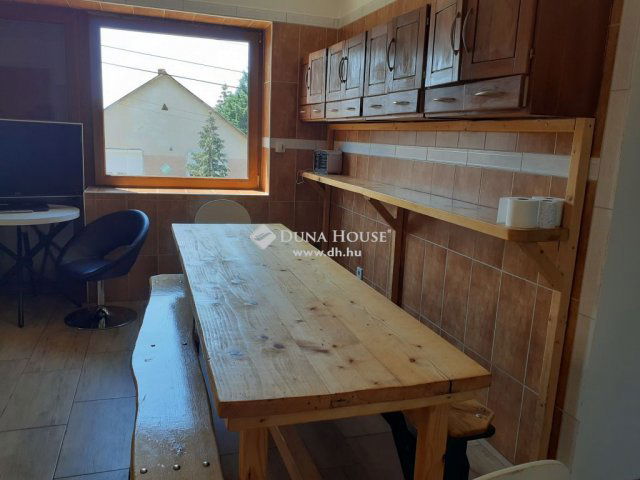 Kiadó családi ház, albérlet, Vértesszőlősön 1200 E Ft / hó