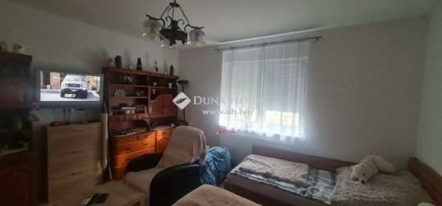 Eladó családi ház, Monoron 59.9 M Ft, 3 szobás