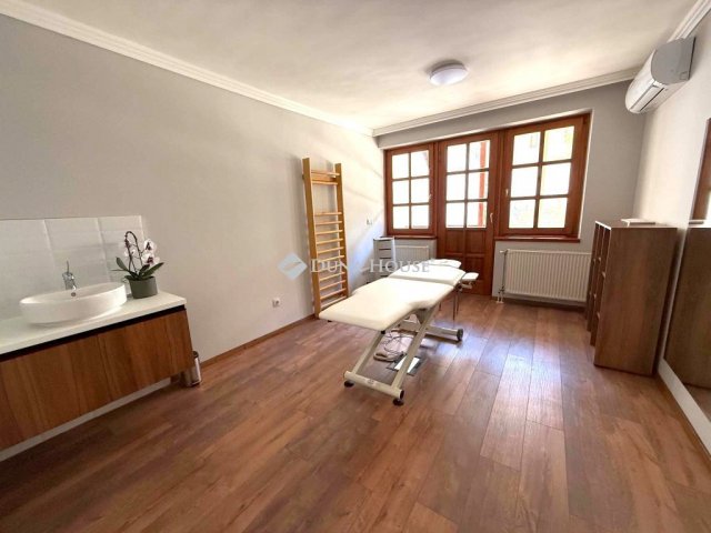 Kiadó üzlethelyiség, Kecskeméten 250 E Ft / hó, 2 szobás