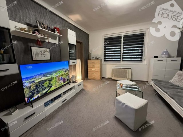 Eladó téglalakás, Kecskeméten 33.5 M Ft, 2 szobás