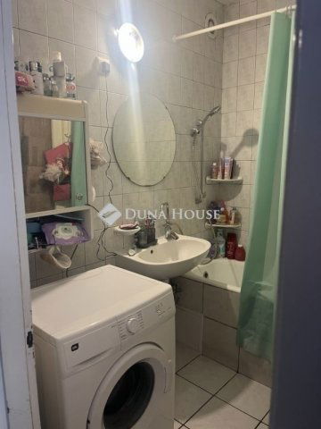 Eladó panellakás, Budapesten, XX. kerületben 67.5 M Ft, 3 szobás