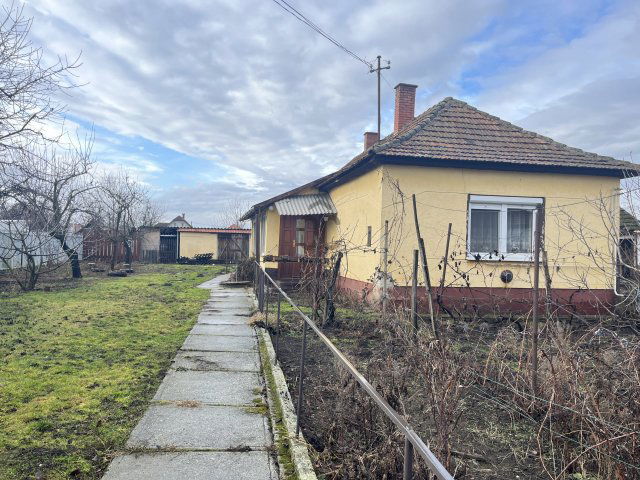 Eladó családi ház, Hajdúnánáson 24.99 M Ft, 2 szobás